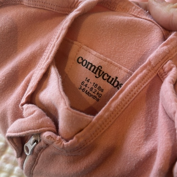 Comfy Cubs Swaddle - Picture 5 of 6